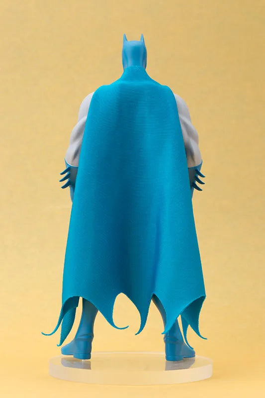 DC Universe - Batman - ARTFX+ - Super Powers Classics - 1/10 (Kotobukiya)ㅤ – Kotobukiya – ActionFigureBrasil
