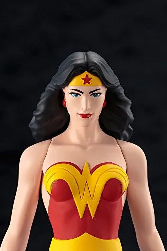DC Universe - Wonder Woman - ARTFX+ - Super Powers Classics - 1/10 (Kotobukiya)ㅤ – Kotobukiya – ActionFigureBrasil