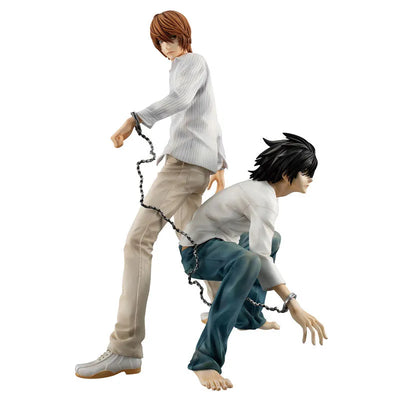 Death Note - L - Yagami Light - G.E.M. - 2026 Re-release (MegaHouse) [Shop Exclusive]ㅤ – MegaHouse – ActionFigureBrasil — ângulo diferente