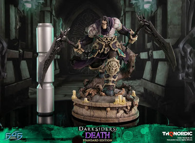 Death (Standard Edition) – First 4 Figures – ActionFigure Brasil — com base expositora