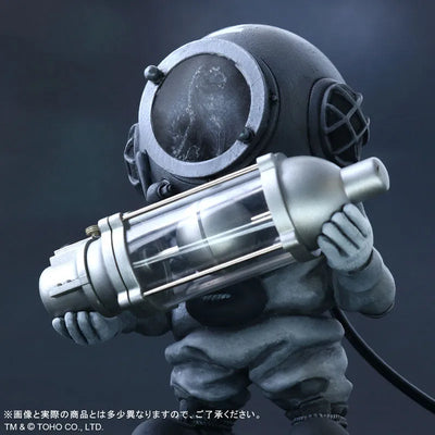 Deforeal Godzilla Dr. Serizawa Monochrome [PLEX]ㅤ – PLEX – ActionFigureBrasil — ambientada