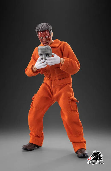 DH-S003 - SCP Foundation Series - D Class Employee - SCP-181 "Lucky" - 1/12 (Dragon Horse)ㅤ – Dragon Horse – ActionFigureBrasil — com base expositora