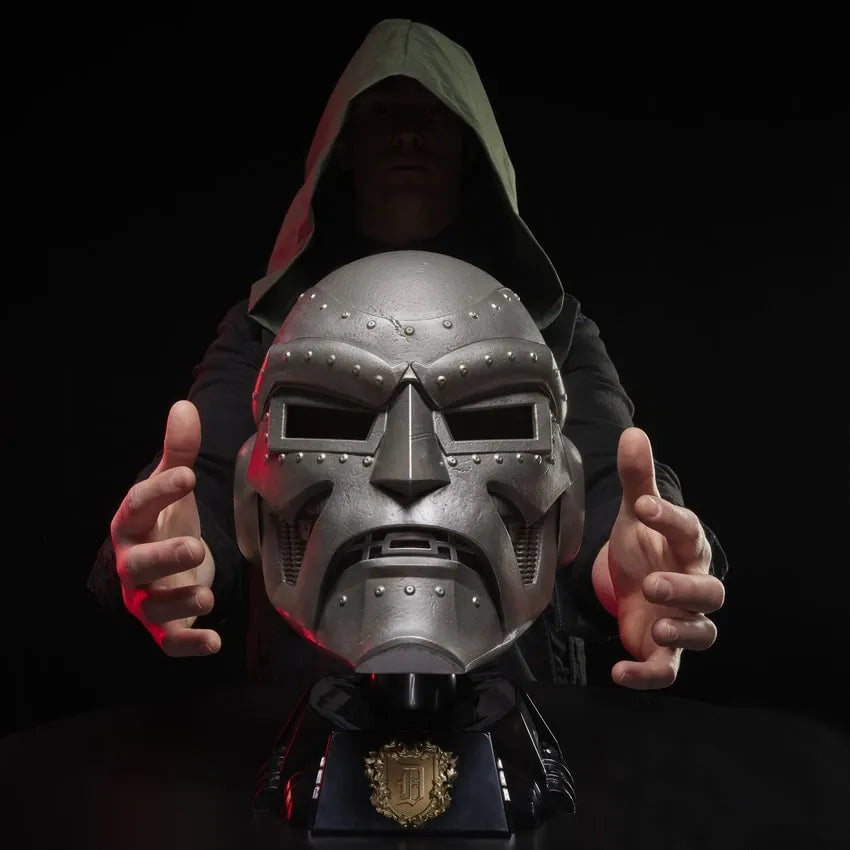 Doctor Doom Premium Roleplay – Hasbro – ActionFigure Brasil