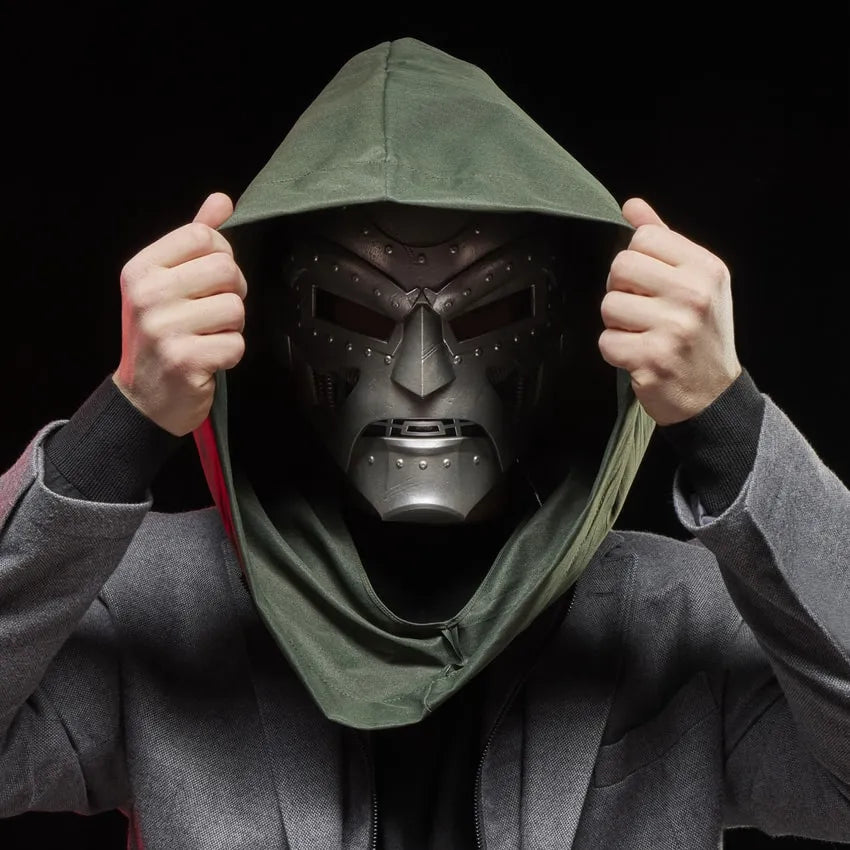 Doctor Doom Premium Roleplay – Hasbro – ActionFigure Brasil