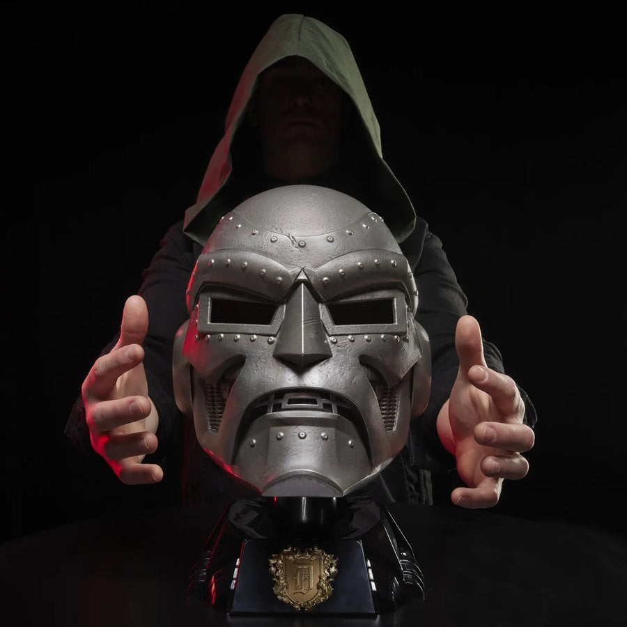 Doctor Doom Premium Roleplay – Hasbro – ActionFigure Brasil
