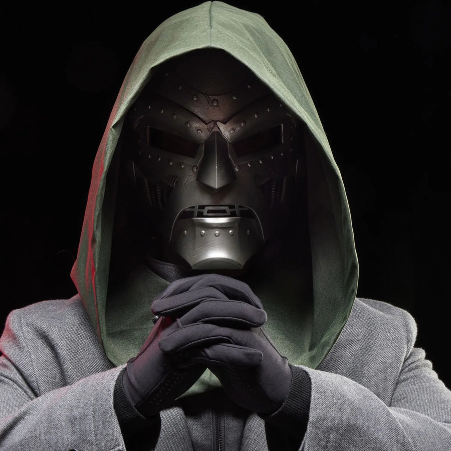Doctor Doom Premium Roleplay – Hasbro – ActionFigure Brasil