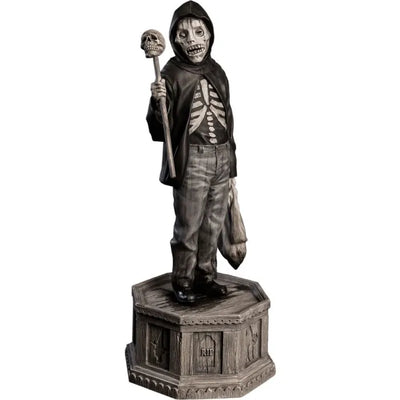 Doyle – Trick or Treat Studios – ActionFigure Brasil — acessórios
