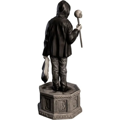 Doyle – Trick or Treat Studios – ActionFigure Brasil — ambientada