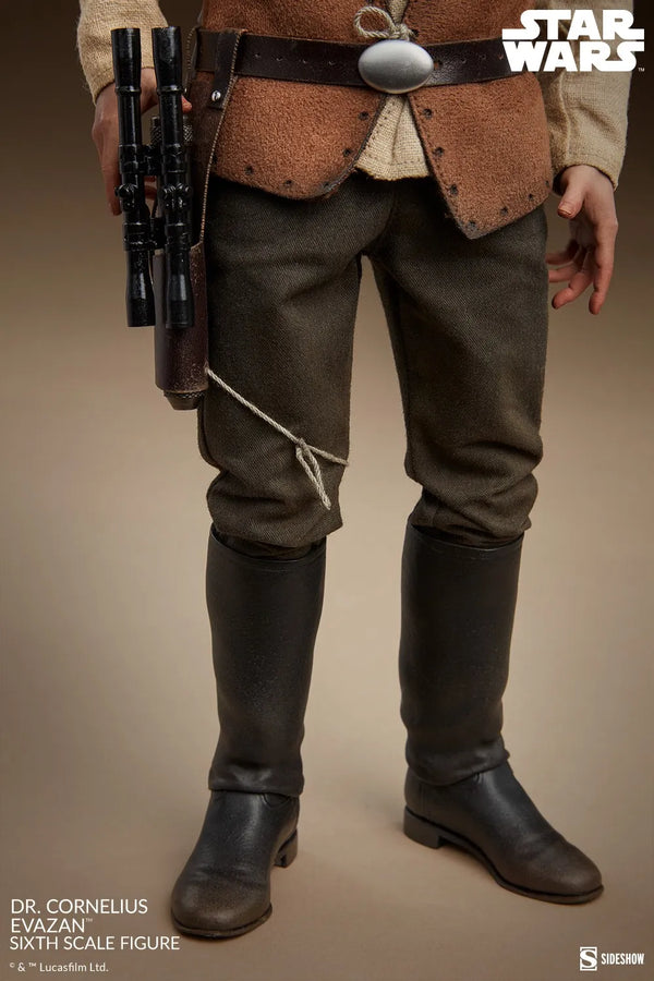 Dr. Cornelius Evazan™ - LIMITED EDITION – Sideshow Collectibles – ActionFigure Brasil — ângulo diferente