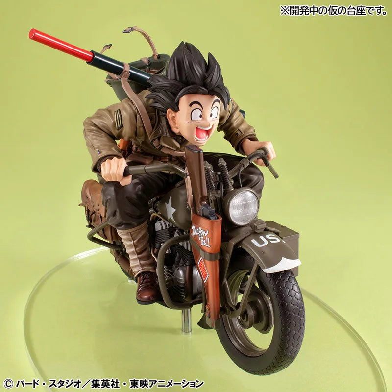 Dragon Ball Z - Son Goku - Desktop Real McCoy EX - Army ver. w/ bike (MegaHouse) [Shop Exclusive]ㅤ – MegaHouse – ActionFigureBrasil