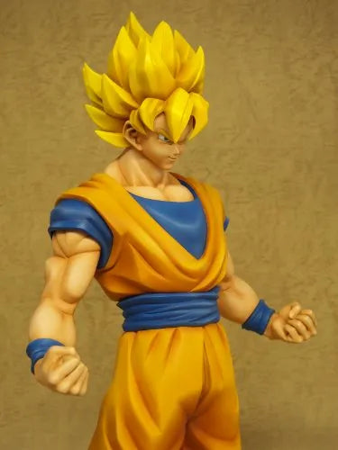 Dragon Ball Z - Son Goku SSJ - Gigantic Series - 1/4 (X-Plus)ㅤ – X-Plus – ActionFigureBrasil