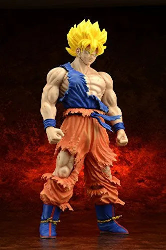 Dragon Ball Z - Son Goku SSJ - Gigantic Series - Damage ver. (X-Plus)ㅤ – X-Plus – ActionFigureBrasil