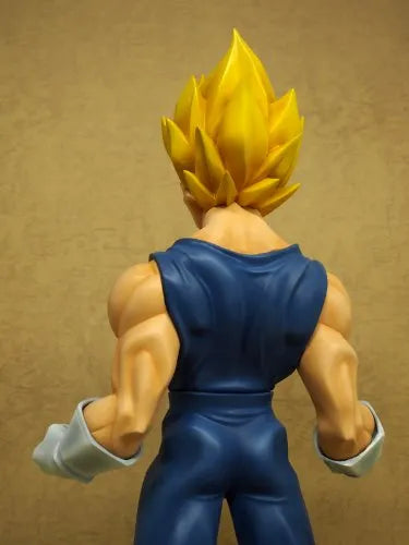 Dragon Ball Z - Vegeta SSJ - Gigantic Series - 1/4 (X-Plus)ㅤ – X-Plus – ActionFigureBrasil