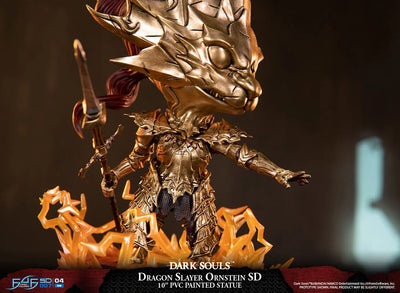 Dragon Slayer Ornstein SD – Dark Horse Comics – ActionFigure Brasil — iluminação de estúdio