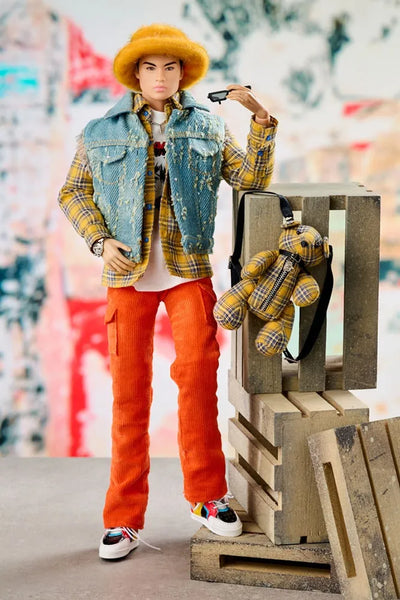 Drop That Ish – Tate Tanaka™ - LIMITED EDITION: 800 – Integrity Toys – ActionFigure Brasil — com base expositora