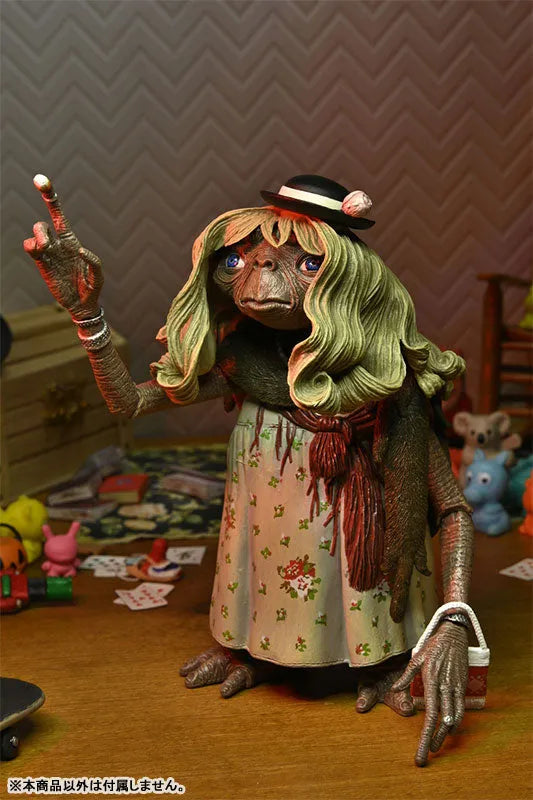 E.T. / E.T. 40th Anniversary Ultimate Action Figure Dress-up verㅤ – NECA – ActionFigureBrasil