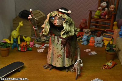 E.T. / E.T. 40th Anniversary Ultimate Action Figure Dress-up verㅤ – NECA – ActionFigureBrasil — iluminação de estúdio