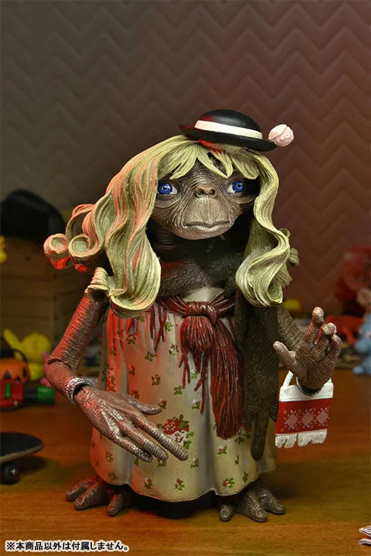 E.T. / E.T. 40th Anniversary Ultimate Action Figure Dress-up verㅤ – NECA – ActionFigureBrasil