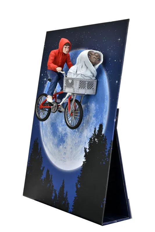 E.T. / E.T. & Elliott 40th Anniversary Display Figureㅤ – NECA – ActionFigureBrasil