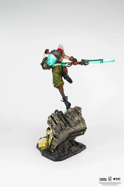 Ekko - LIMITED EDITION: 2000 – PureArts – ActionFigure Brasil — ambientada