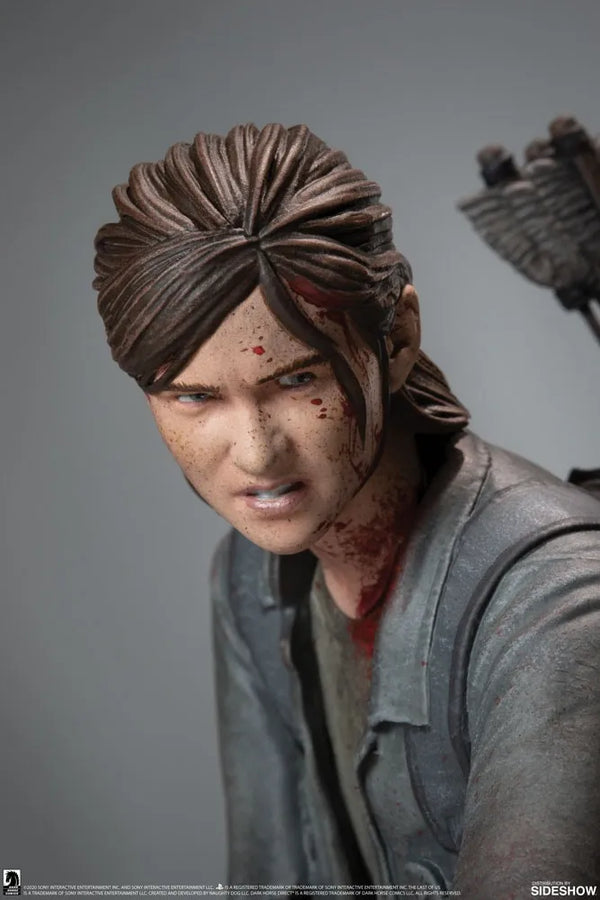 Ellie with Bow – Dark Horse Comics – ActionFigure Brasil
