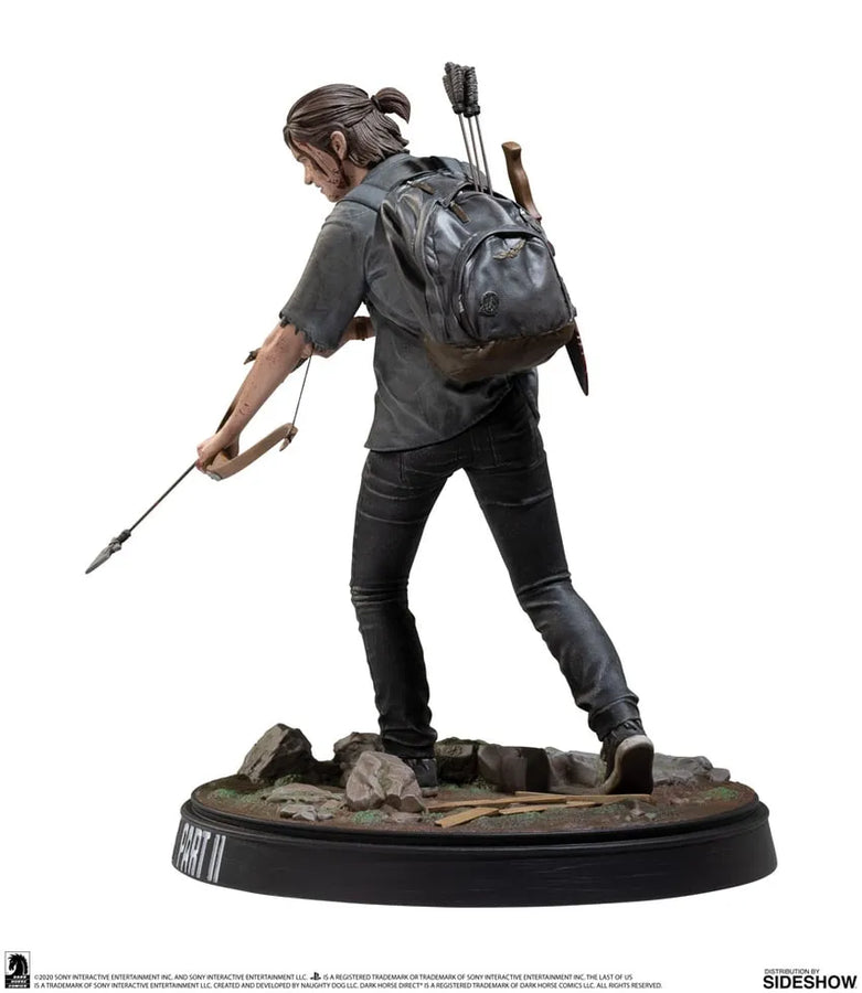 Ellie with Bow – Dark Horse Comics – ActionFigure Brasil