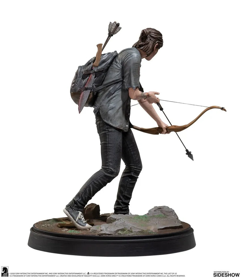 Ellie with Bow – Dark Horse Comics – ActionFigure Brasil