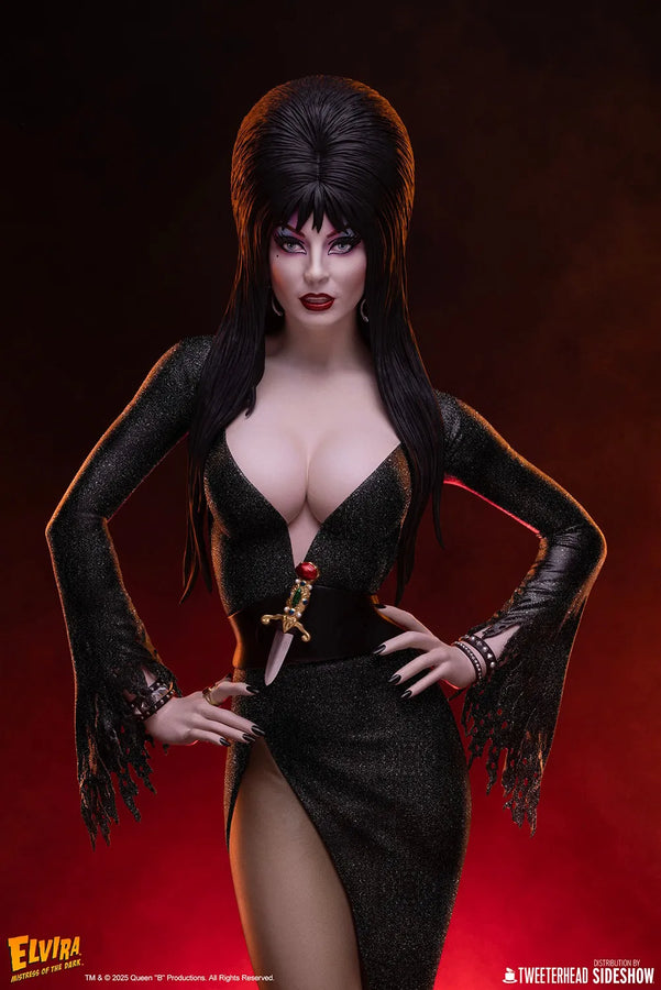 Elvira: Mistress of the Dark (Black Glitter Dress Variant) - LIMITED EDITION: 700 (Black - Variant) – Tweeterhead – ActionFigure Brasil