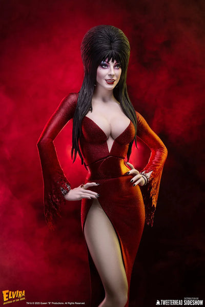 Elvira: Mistress of the Dark (Red Glitter Dress Variant) - LIMITED EDITION: 700 (Red - Variant) – Tweeterhead – ActionFigure Brasil — ângulo diferente