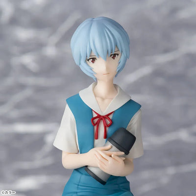 Evangelion Shin Gekijouban - Ayanami Rei - Premium Chokonose Figure (SEGA)ㅤ – SEGA – ActionFigureBrasil — ângulo diferente