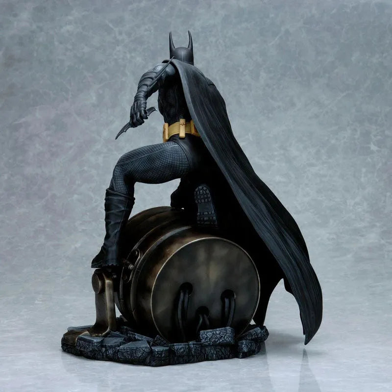 Fantasy Figure Gallery - DC Comics Collection: Batman 1/6 PVC(Provisional Pre-order)ㅤ – Yamato USA – ActionFigureBrasil