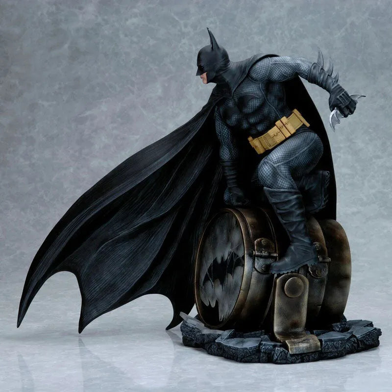 Fantasy Figure Gallery - DC Comics Collection: Batman 1/6 PVC(Provisional Pre-order)ㅤ – Yamato USA – ActionFigureBrasil