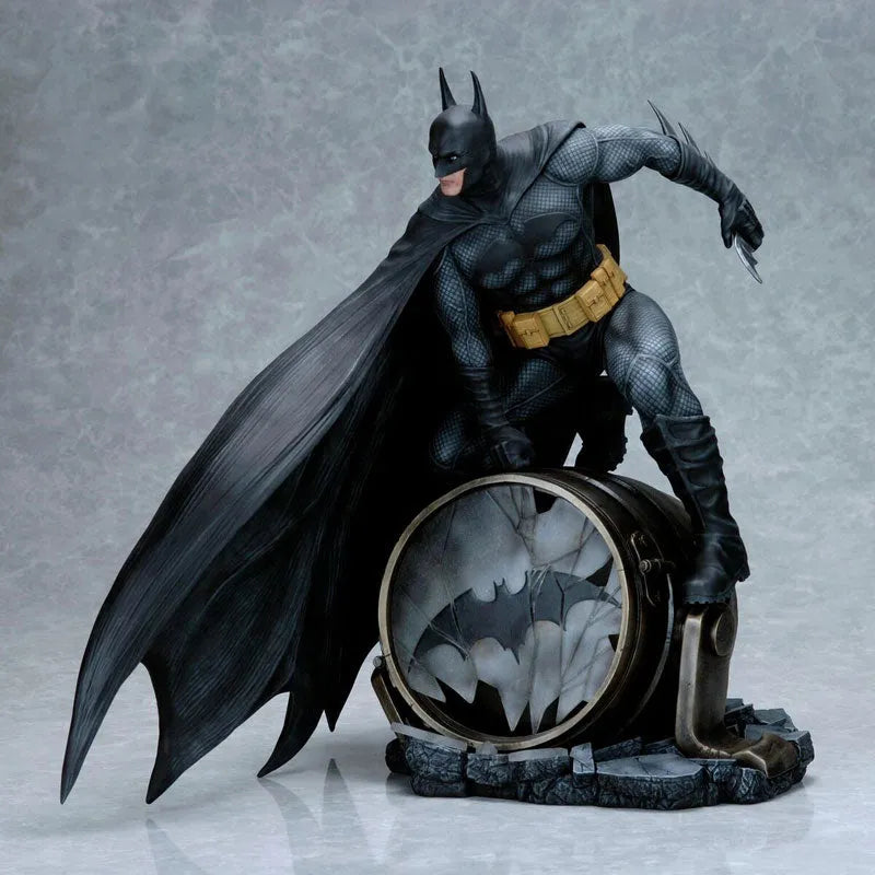 Fantasy Figure Gallery - DC Comics Collection: Batman 1/6 PVC(Provisional Pre-order)ㅤ – Yamato USA – ActionFigureBrasil
