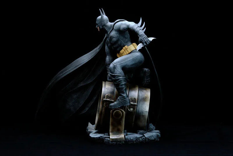 Fantasy Figure Gallery - DC Comics Collection: Batman 1/6 PVC(Provisional Pre-order)ㅤ – Yamato USA – ActionFigureBrasil