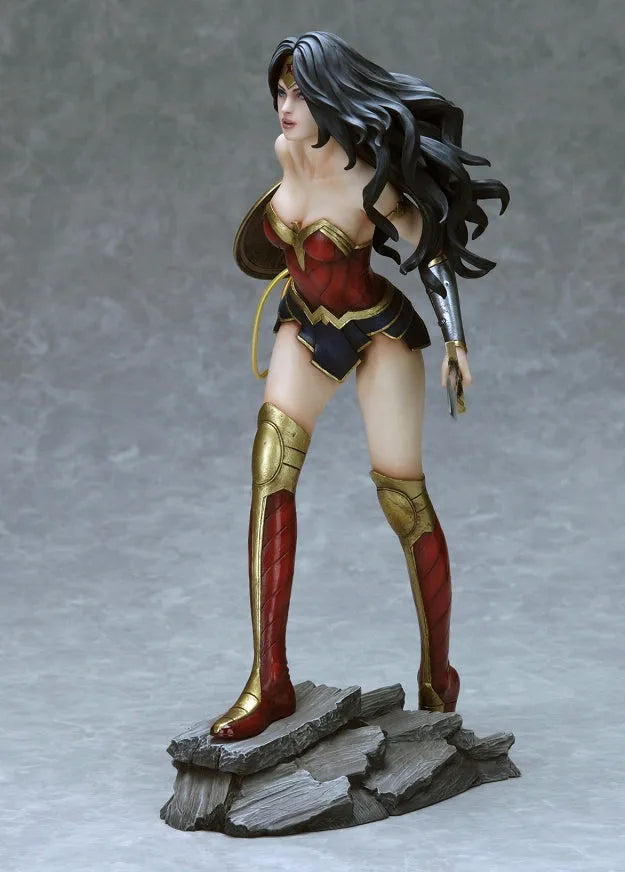 Fantasy Figure Gallery - DC Comics Collection: Wonder Woman New Earth 1/6 PVCㅤ – Yamato USA – ActionFigureBrasil