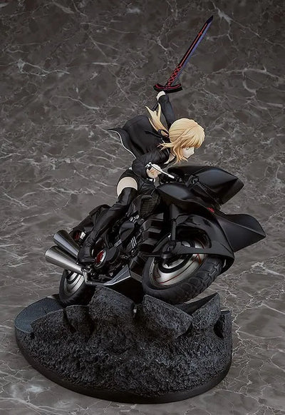 Fate/Grand Order - Altria Pendragon - 1/8 - Saber, (Alter), & Cuirassier Noir - 2024 Re-release (Good Smile Company)ㅤ – Good Smile Company – ActionFigureBrasil — ambientada