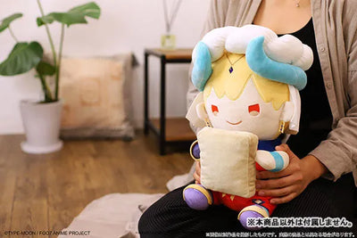 Fate/Grand Order: Zettai Majuu Sensen Babylonia - Gilgamesh - Work Together Cushion - Caster (Movic)ㅤ – Movic – ActionFigureBrasil — com base expositora