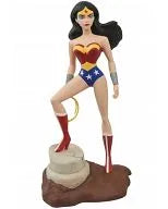 Femme Fatales - Justice League Animated Series- Wonder Woman PVC Statueㅤ – Diamond Select Toys – ActionFigureBrasil