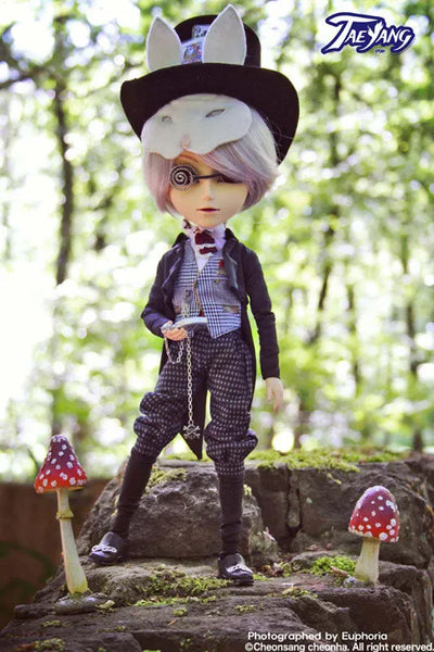 Fushigi no Kuni no Alice - Pullip (Line) - TaeYang T-209 - Lunatic White Rabbit - 1/6 - Lunatic Alice Series (Groove)ㅤ – Groove – ActionFigureBrasil — ângulo diferente