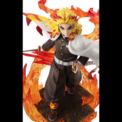 G.E.M. Series Demon Slayer: Kimetsu no Yaiba Kyojuro Rengokuㅤ – MegaHouse – ActionFigureBrasil — ambientada