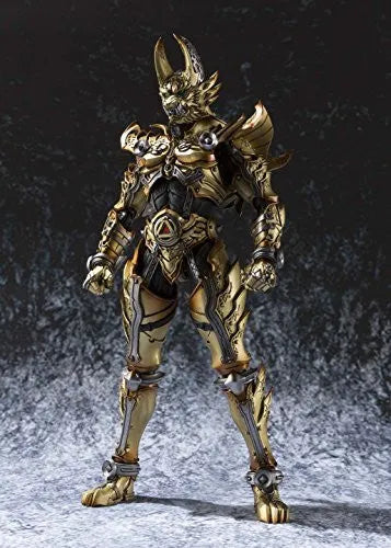 Garo - Ougon Kishi Garo - Makai Kadou - Saejima Kouga, Ver.3 (Bandai)ㅤ – Bandai – ActionFigureBrasil — ângulo diferente