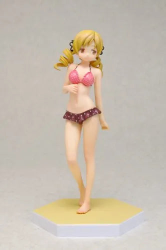 Gekijouban Mahou Shoujo Madoka★Magica - Tomoe Mami - Beach Queens - 1/10 - Swimsuit ver., Ver.2 (Wave)ㅤ – Wave – ActionFigureBrasil