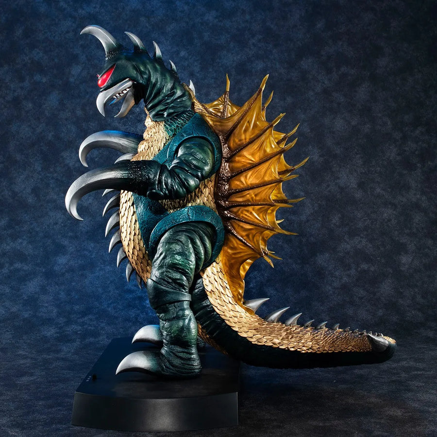 Gigan (1972) – MegaHouse – ActionFigure Brasil
