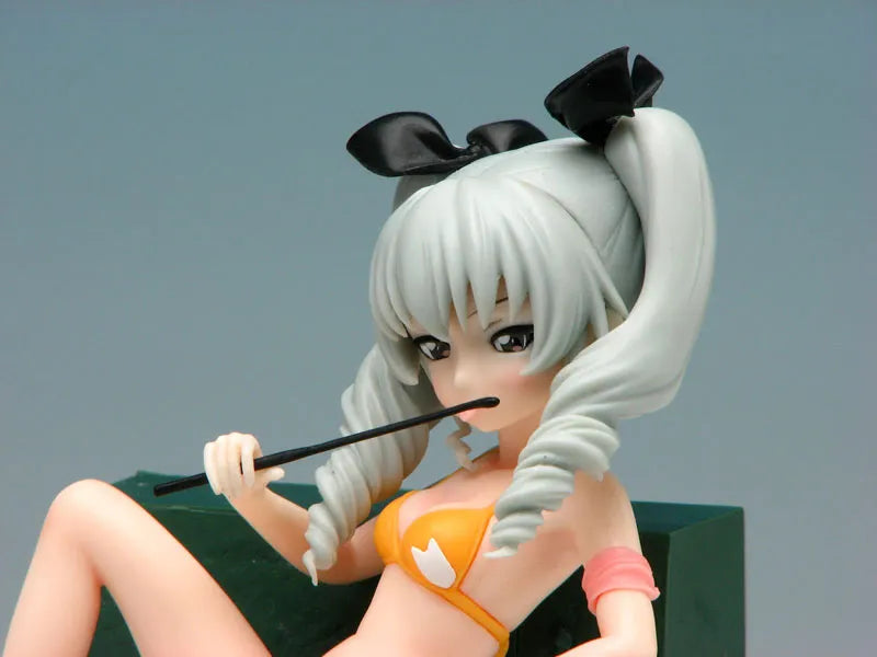 Girls und Panzer 1/10 Anchovy -Swimsuit ver.- Girls und Panzer 10th Anniversary Special Edition desu! Resin Kitㅤ – Platz Hobby – ActionFigureBrasil