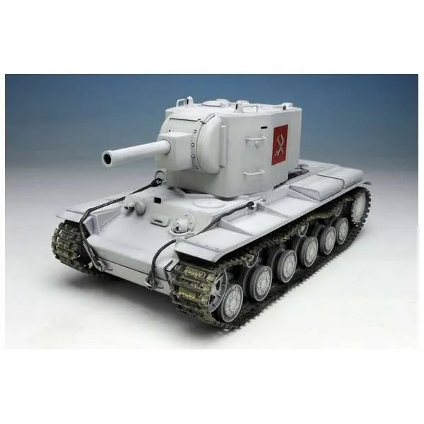 Girls und Panzer - KV-2 Heavy Tank - 1/35 - PRAVDA High School (Platz)ㅤ – Platz Hobby – ActionFigureBrasil