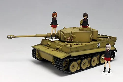 Girls und Panzer - Nishizumi Maho - Nishizumi Miho - Itsumi Erika - 1/35 - Kuromorimine Girls High School (Platz)ㅤ – Platz Hobby – ActionFigureBrasil
