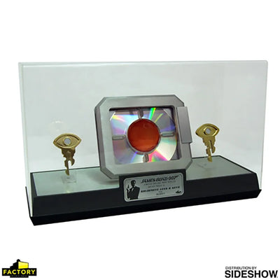GoldenEye - LIMITED EDITION: 500 – Factory Entertainment – ActionFigure Brasil — iluminação de estúdio