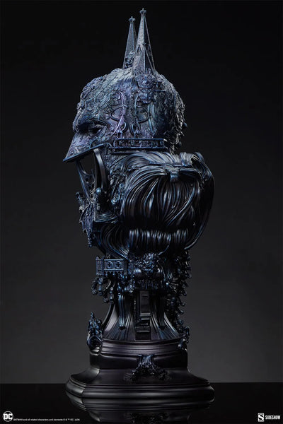 Gotham City's Shadow: Batman™ (Blue Variant) - LIMITED EDITION: 150 (Variant) – Sideshow Collectibles – ActionFigure Brasil — com base expositora