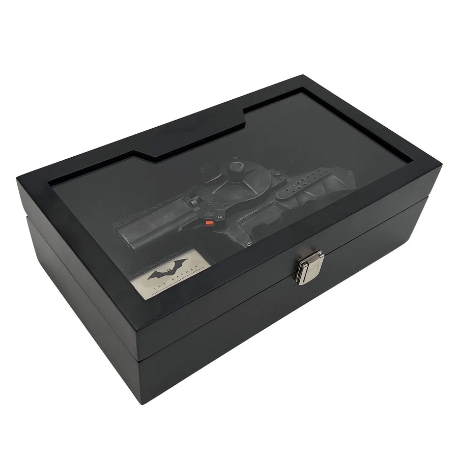 Grapple Launcher - LIMITED EDITION: 1500 – Factory Entertainment – ActionFigure Brasil