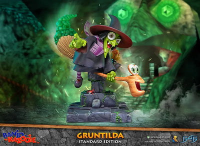 Gruntilda - LIMITED EDITION: 500 – First 4 Figures – ActionFigure Brasil — ângulo diferente